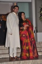 Vidya Balan and Siddharth Roy Kapur_s wedding bash for family in Juhu, Mumbai on 11th Dec 2012 (33).JPG