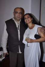 Tarun Tahilliani at Ensemble turned 25 in Mumbai on 12th Dec 2012 (22).JPG