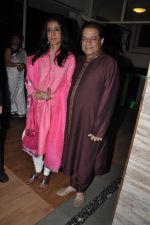 Anup Jalota at Madhushre concert in St Andrews, Mumbai on 15th Dec 2012 (4).JPG