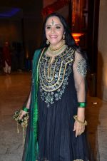 Ila Arun at Durga jasraj_s daughter Avani_s wedding reception with Puneet in Mumbai on 16th Dec 2012 (139).JPG