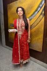 Juhi Chawla at Durga jasraj_s daughter Avani_s wedding reception with Puneet in Mumbai on 16th Dec 2012 (58).JPG