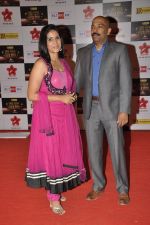 Sonali Kulkarni at Big Star Awards red carpet in Mumbai on 16th Dec 2012 (27).JPG