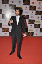 Taaha Shah at Big Star Awards red carpet in Mumbai on 16th Dec 2012 (66).JPG