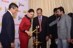 Kareena Kapoor ar the Press conference of 58th Idea Filmfare Awards 2012 in Delhi on 18th Dec 2012 (20).jpg