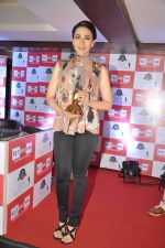 Karisma Kapoor turns RJ for Big FM in Peninsula, Mumbai on 18th Dec 2012 (26).JPG