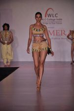 at Chimera fashion show of WLC College in Mumbai on 18th Dec 2012  (17).JPG