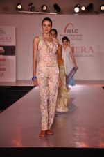 at Chimera fashion show of WLC College in Mumbai on 18th Dec 2012  (42).JPG