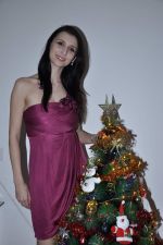 Claudia Ciesla Christmas Shoot in Andheri, Mumbai on 20th Dec 2012 (15).JPG