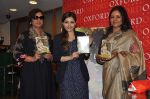 Soha Ali Khan and Shabana Azmi at Oxford Bookstore for a DVD launch in Mumbai on 20th Dec 2012 (5).JPG