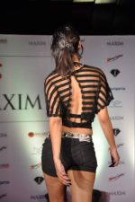 at Miss Maxim Fashion Show at F Bar, Mumbai on 23rd Dec 2012 (83).JPG