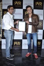 Vivek Oberoi at The Impossible film press meet in PVR, Mumbai on 27th Dec 2012 (51).JPG