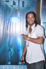 Ronaldinho unveils Balaji entertainment_s R10 movie in Pune, Mumbai on 28th Dec 2012 (41).JPG