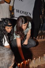 Sonali Bendre at the peace march for the Delhi victim in Mumbai on 29th Dec 2012 (204).JPG