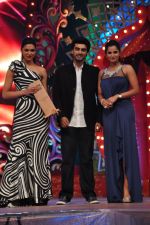 Deepika Padukone, Arjun Kapoor, Sania Mirza at Big Star Awards on 16th Dec 2012 (155).JPG