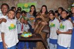 Sonakshi Sinha at Smile foundation NGO meet the kids event in Mumbai on 31st Dec 2012 (30).JPG