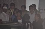 Shahrukh Khan returns from holiday with family in a charter flight in Mumbai on 4th Jan 2013 (8).JPG
