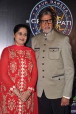 Sunmeet Kaur, Amitabh Bachchan wins 5 crores on the sets of Kaun Banega Crorepati in Mumbai on 5th Jan 2013 (54).JPG