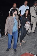 Sonali Bendre, Goldie Behl at Hrithik_s yacht party in Mumbai on 9th Jan 2013 (226).JPG