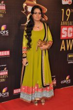 Padmini Kolhapure at Screen Awards red carpet in Mumbai on 12th Jan 2013 (285).JPG