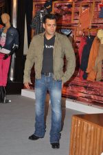 Salman Khan at Being Human Launch in Sofitel, Mumbai on 17th Jan 2013 (42).JPG