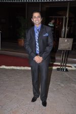 Anuj Saxena at Ravi and Rubaina_s wedding reception in Taj Land_s End, Mumbai on 18th Jan 2013 (79).JPG