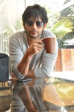 Karanvir Bohra at the press conference of Life OK_s new reality show Welcome in Mumbai on 18th Jan 2013 (159).JPG