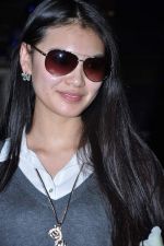 Miss World 2012 Yu Wenxia at Mumbai Airport on 19th Jan 2013 (5).JPG