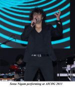 Sonu Nigam performing at doctor_s conference in Mumbai on 19th Jan 2013.jpg