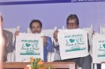 Amitabh Bachchan unveils Clean Mumbai Campaign in Mumbai on 23rd Jan 2013 (1).JPG