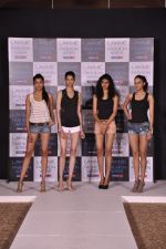 at Lakme fashion week model auditions in Grand Hyatt, Mumbai on 29th Jan 2013 (40).JPG