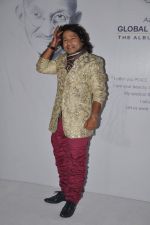 Kailash Kher at Global Sounds Of Peace live concert in Andheri Sports Complex, Mumbai on 30th Jan 2013 (249).JPG