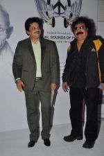 Udit Narayan at Global peace concert in Andheri Sports Complex, Mumbai on 30th Jan 2013 (142).JPG
