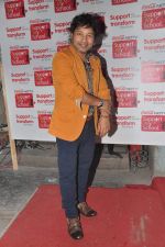 Kailash Kher at NDTV Support My school 9am to 9pm campaign which raised 13.5 crores in Mumbai on 3rd Feb 2013 (263).JPG