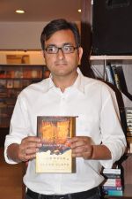 at the launch of Our Moon have blood Clots book in Bandra, Mumbai on 4th Feb 2013 (17).JPG