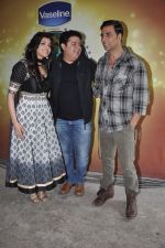 Akshay Kumar, Kajal Aggarwal, Sajid Khan on the sets of Nach Baliye 5 in Filmistan, Mumbai on 5th Feb 2013 (34).JPG