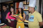 Malaika Arora Khan at the launch of Palate Culinary Studio in Santacruz, Mumbai on 6th Feb 2013 (31).JPG