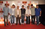 Rohan Sippy, Bhushan Kumar, Ayushmann Khurrana, Ramesh Sippy, Kunaal Roy Kapur at Nautanki film first look in Cinemax, Mumbai on 6th Feb 2013 (18).JPG