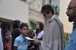 Amitabh Bachchan pledge their support towards the girl child through Plan India at his home on 9th Feb 2013 (324).JPG