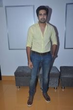 at Surveen Chawla hosts screening for film Singh VS Kaur in Sunny Super Sound, Mumbai on 11th Feb 2013 (11).JPG
