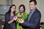 Roop Kumar Rathod, Sanjeev Kapoor at Sanjeev Kapoor_s Aah Chocolate Book Launch in Mumbai on 12th Feb 2013 (58).JPG