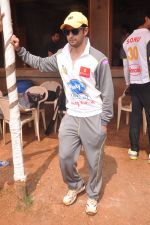 Vatsal Seth with Mumbai Heroes practice for CCL match in Mumbai on 12th feb 2013 (65).JPG