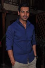 John Abraham date with feamle journalists in Mumbai on 16th Feb 2013 (5).JPG