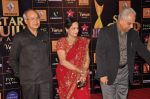 Ramesh Sippy at Star Guild Awards red carpet in Mumbai on 16th Feb 2013 (36).JPG