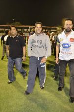 Salman Khan at ccl match from hyderabad on 17th Feb 2013 (70).JPG
