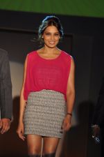 Bipasha Basu unveils Promart_s new look in Mehboob, Bandra, Mumbai on 27th Feb 2013 (32).JPG
