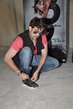 Neil Nitin Mukesh at the Promotion of film 3G in Mehboob, Mumbai on 27th Feb 2013 (12).JPG