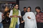 Jackky Bhagnani unveils Rangrezz Gangnam video at Dharavi slums in Mumbai on 4th March 2013 (61).JPG