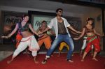 Jackky Bhagnani unveils Rangrezz Gangnam video at Dharavi slums in Mumbai on 4th March 2013 (9).JPG
