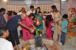 Hrithik Roshan celebrates Shivratri with his family in Panvel, Mumbai on 10th March 2013 (38).JPG