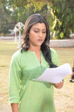 Konkona Sen Sharma snapped on location in Mumbai on 10th March 2013 (5).JPG